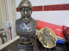 Бюст малого размера "Иван Грозный" и барельеф малого размера "Князя Всеiя Руси" для Государственного музея России в Коломенское